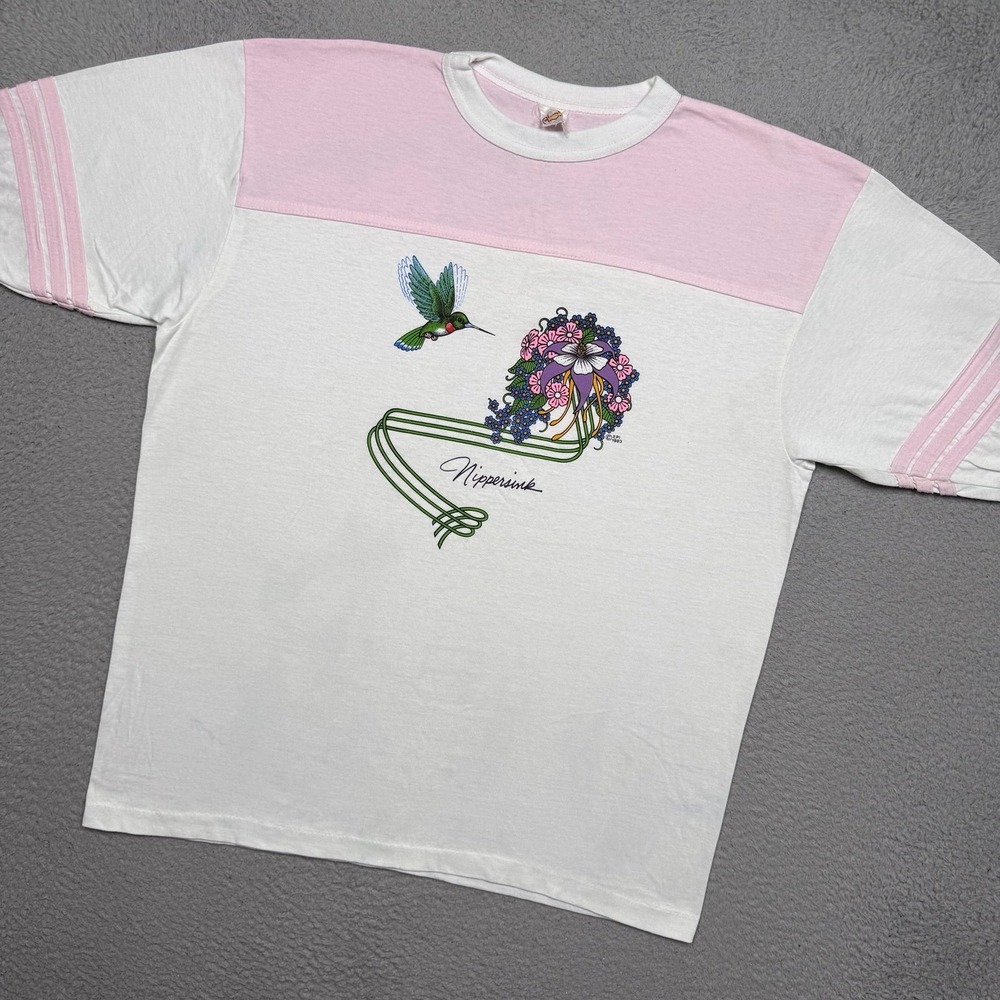 Vintage 80s Hummingbird Floral Bouquet Animal Nature T-shirt